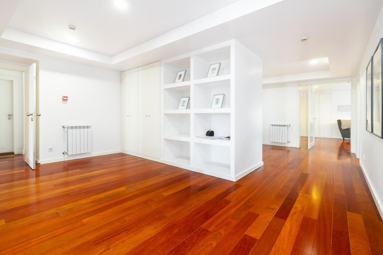 Whome | Luxury Chiado Prime Apartment Lisbon Exterior photo